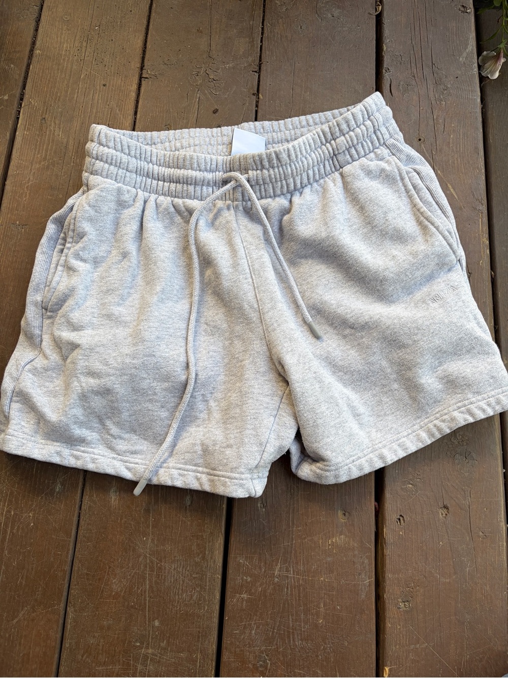 Aritzia Sweatfleece Cozy Fleece Boyfriend Shorts Grey M